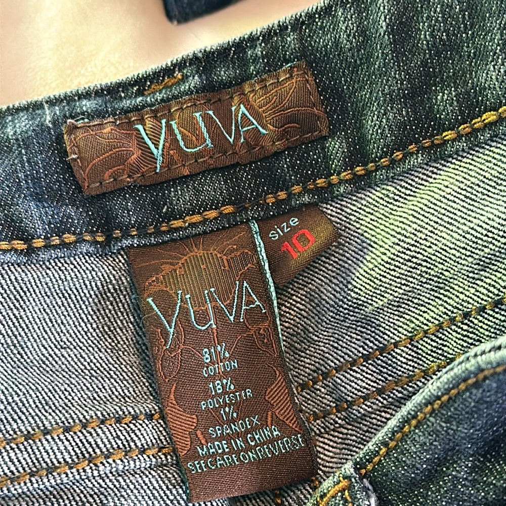 Yuva capris - Picture 5 of 5